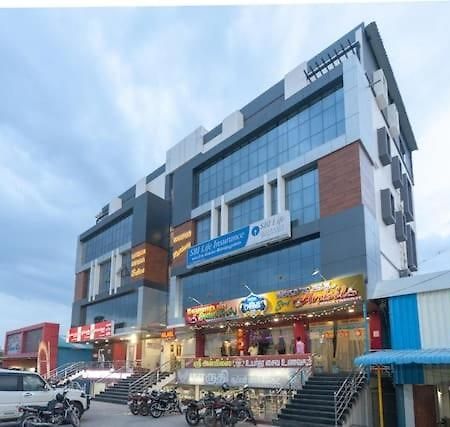 Hotel Famous Residency Tiruchirappalli Zewnętrze zdjęcie