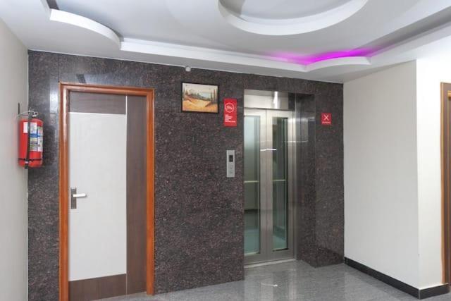 Hotel Famous Residency Tiruchirappalli Zewnętrze zdjęcie
